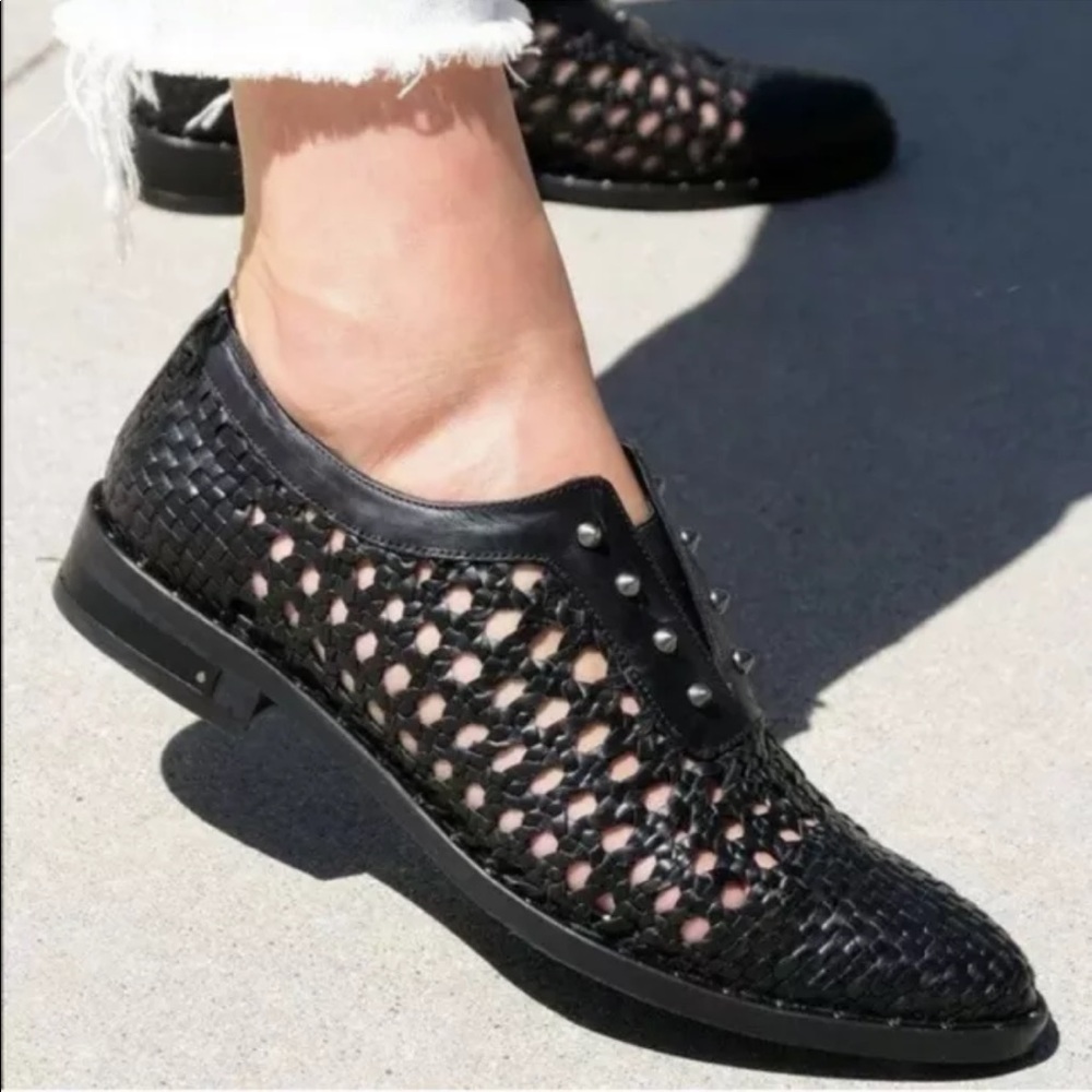 Freda Salvador Wish Black Handwoven Leather Oxford